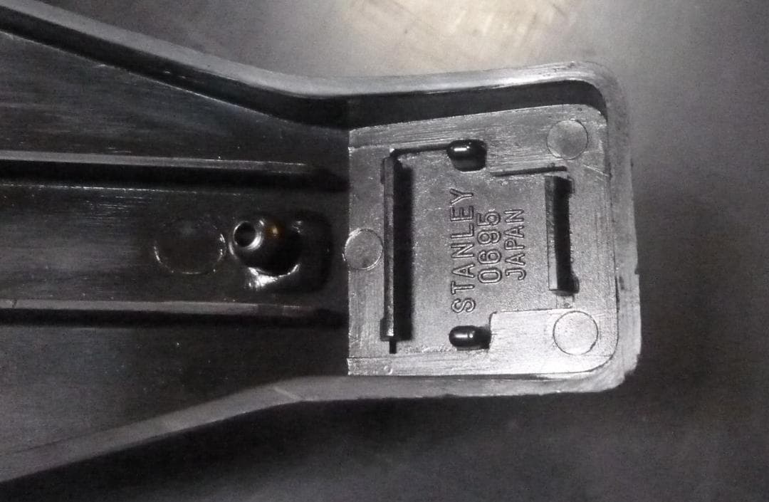 ホンダ　XLR250R リアフェンダー 純正　MD22