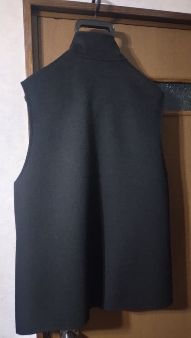 MAATEE＆SONS カシミヤジップ ベスト　黒　2