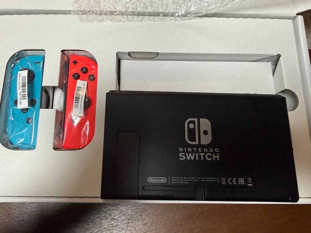 【動作確認済】Nintendo Switch 本体 Joy-con4本 おまけ付