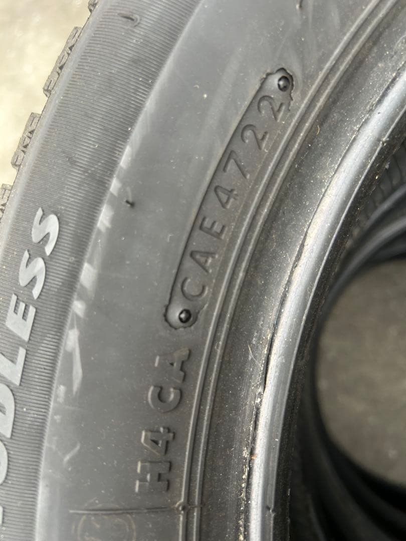ブリザック VRX2 185/60R15 スタッドレスタイヤ 4本セット
