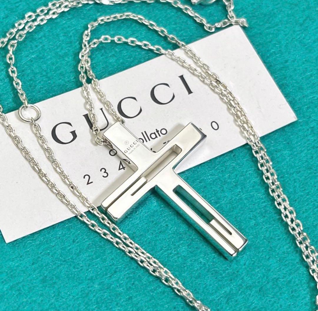 極美品‼️GUCCI クロスネックレス