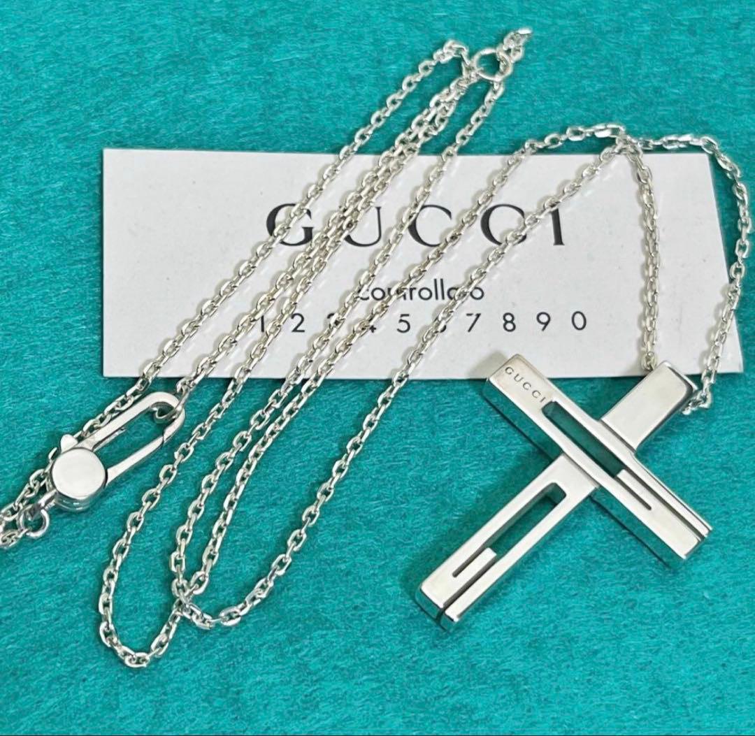極美品‼️GUCCI クロスネックレス