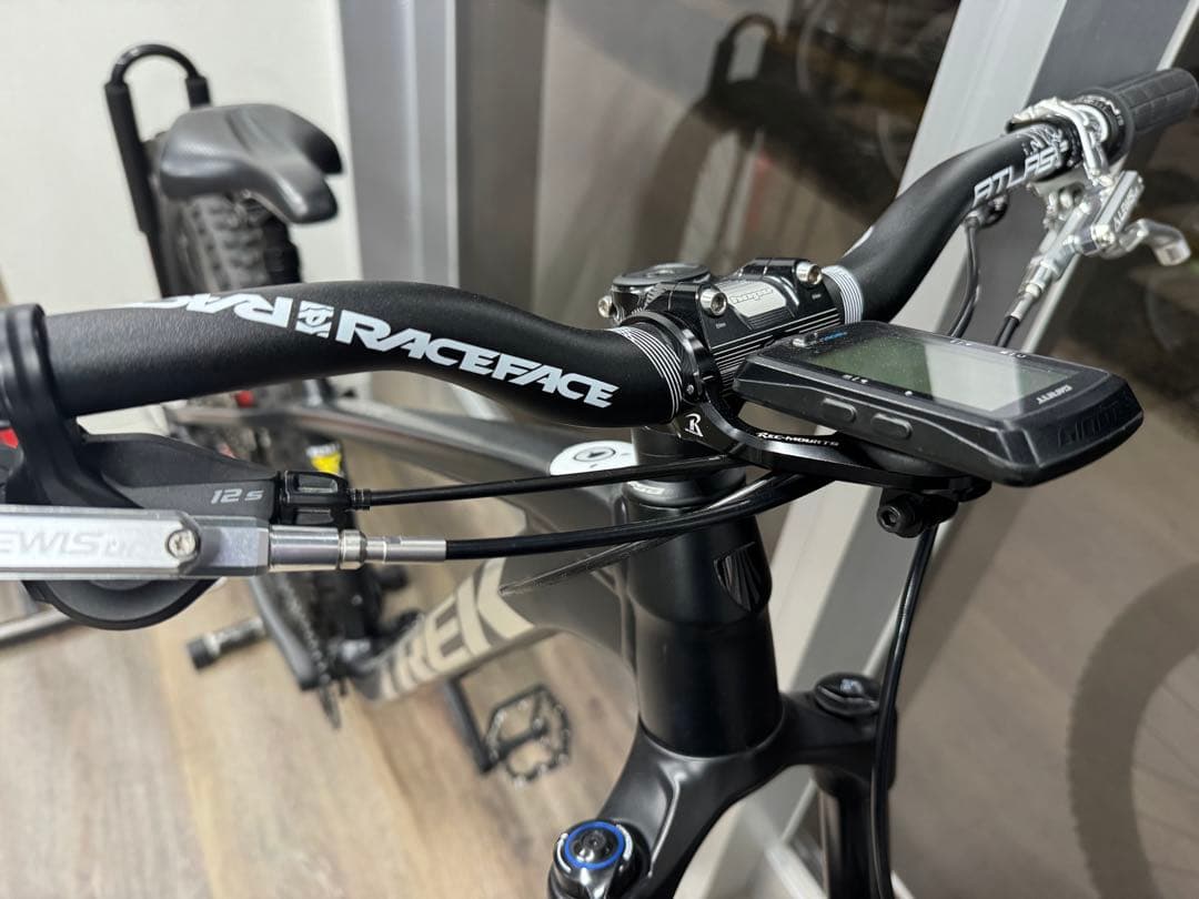 27.28日限定値下げ　TREK ロスコ7 MTB