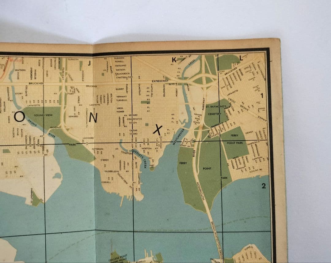 ニューヨーク　New York マンハッタン 鳥瞰図　折りたたみ地図　1968
