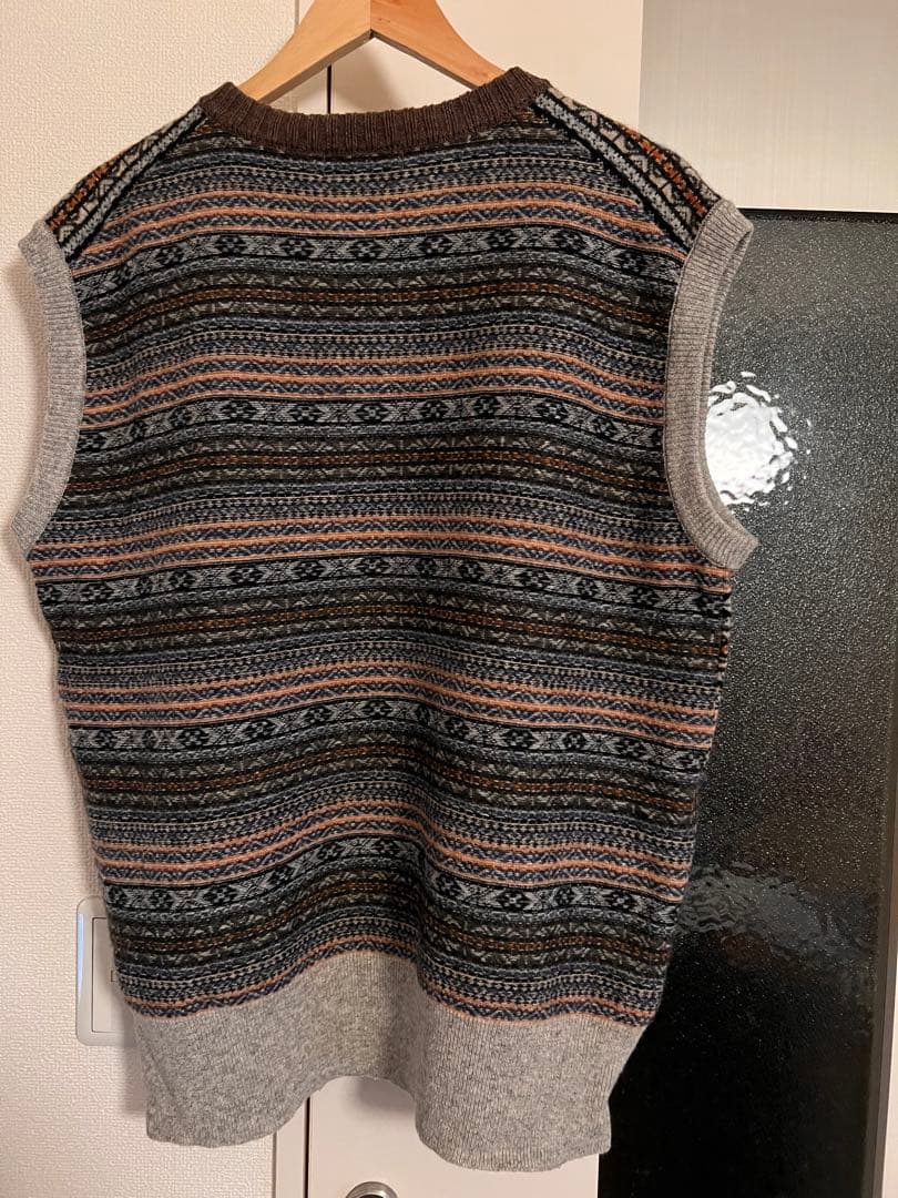 ナイジェルケーボン　FAIRISLE V-NECK VEST サイズ50