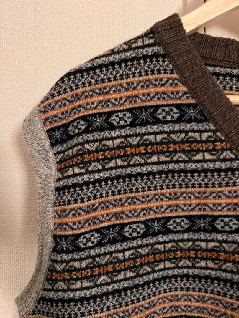 ナイジェルケーボン　FAIRISLE V-NECK VEST サイズ50