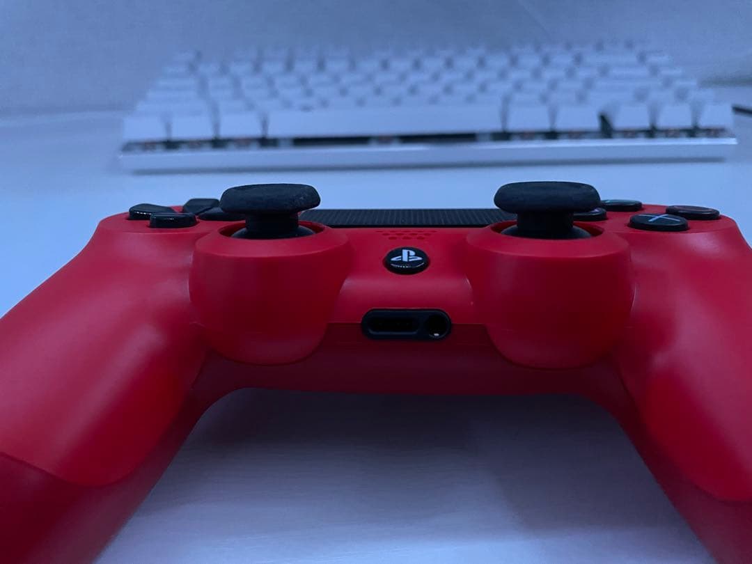 PlayStation4純正コントローラー赤