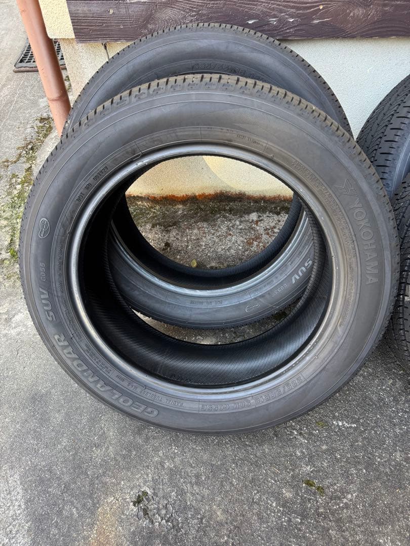 デリカ純正タイヤ【225/55R18】