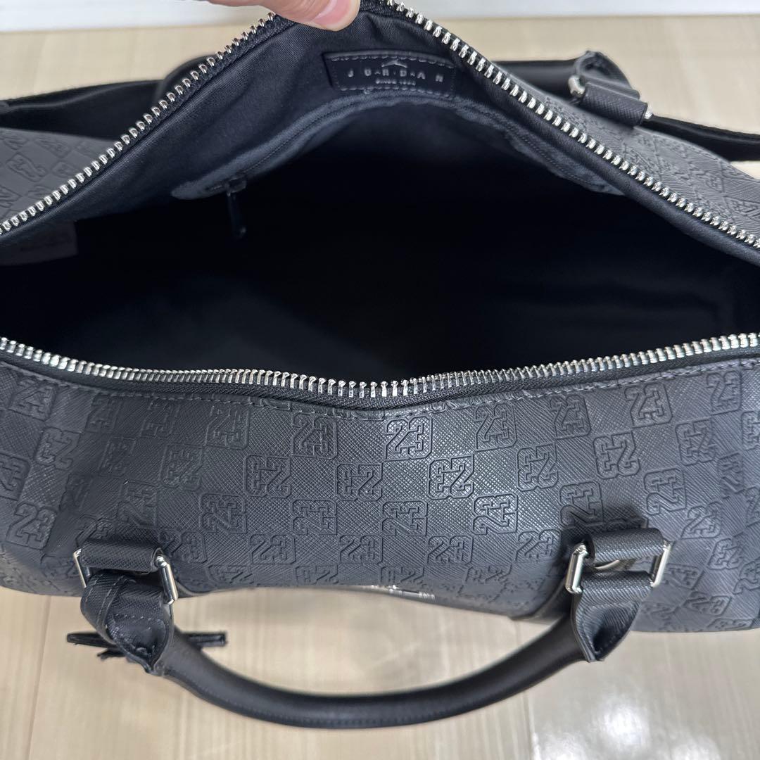 【極美品】完売品 希少色 ジョーダン モノグラム ダッフルバッグ 25L