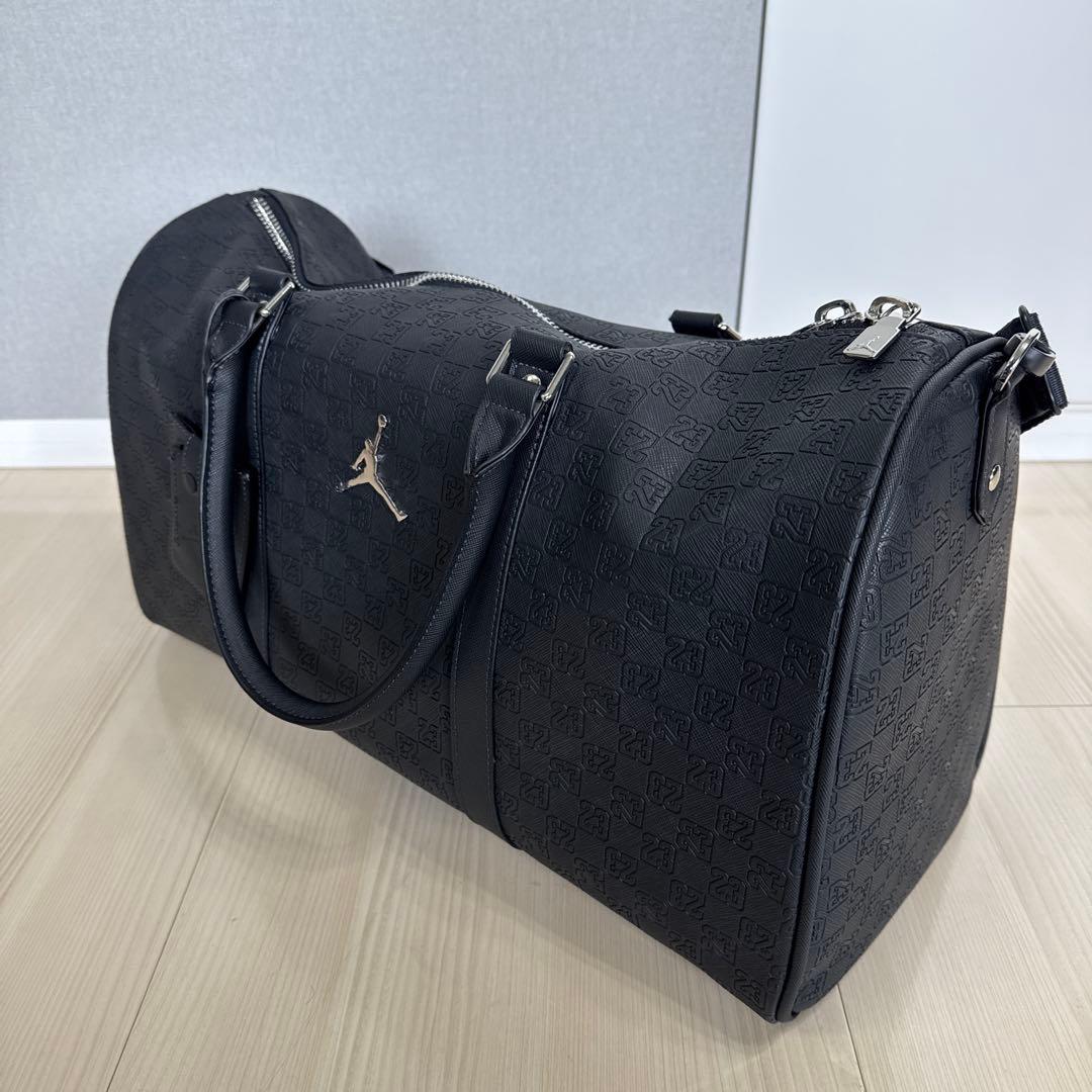 【極美品】完売品 希少色 ジョーダン モノグラム ダッフルバッグ 25L
