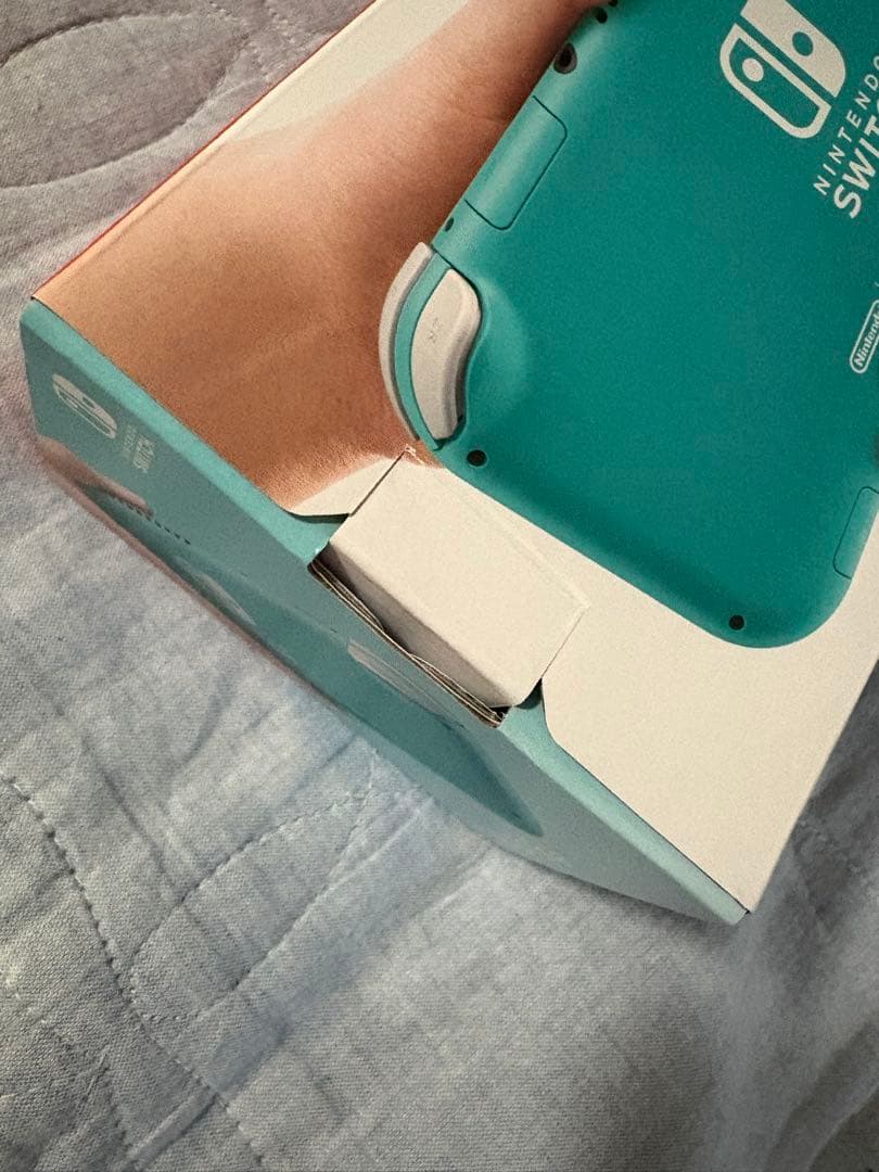 Nintendo Switch Lite ターコイズ　本体