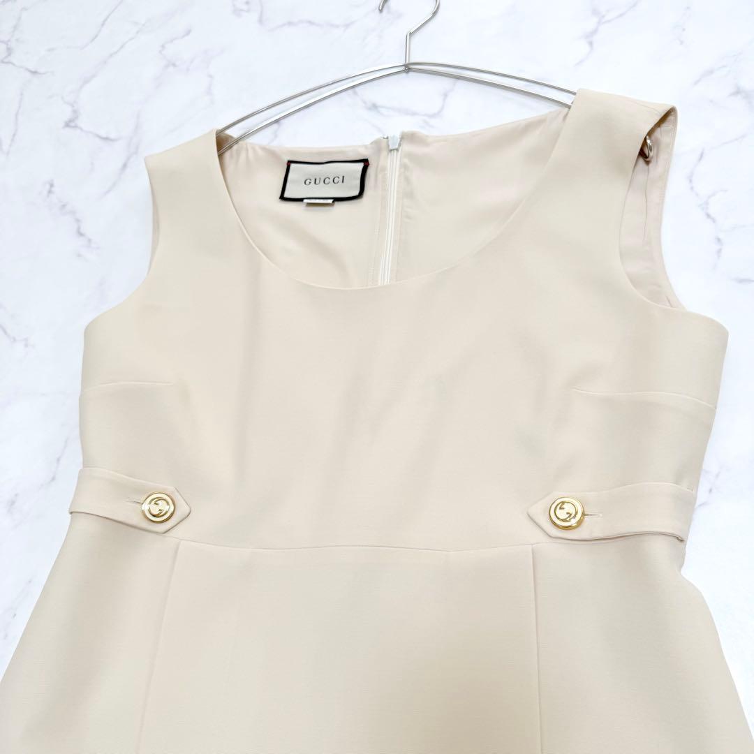 希少✨GUCCI✨シルク混ノースリーブワンピース（L）GGボタン　アイボリー