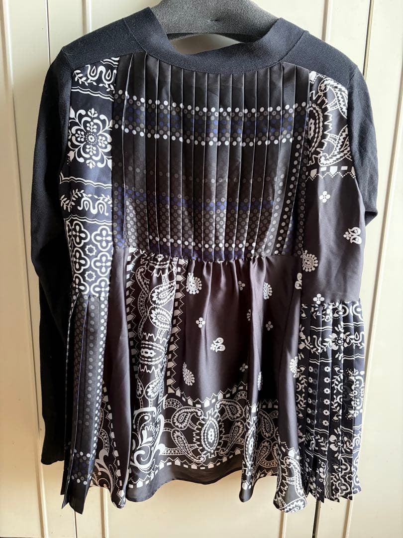 sacai 長袖カーディガン プリーツデザイン