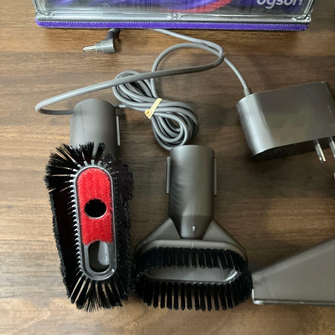 ダイソンSV12 Dyson Cyclone V10 掃除機　コードレス　良品