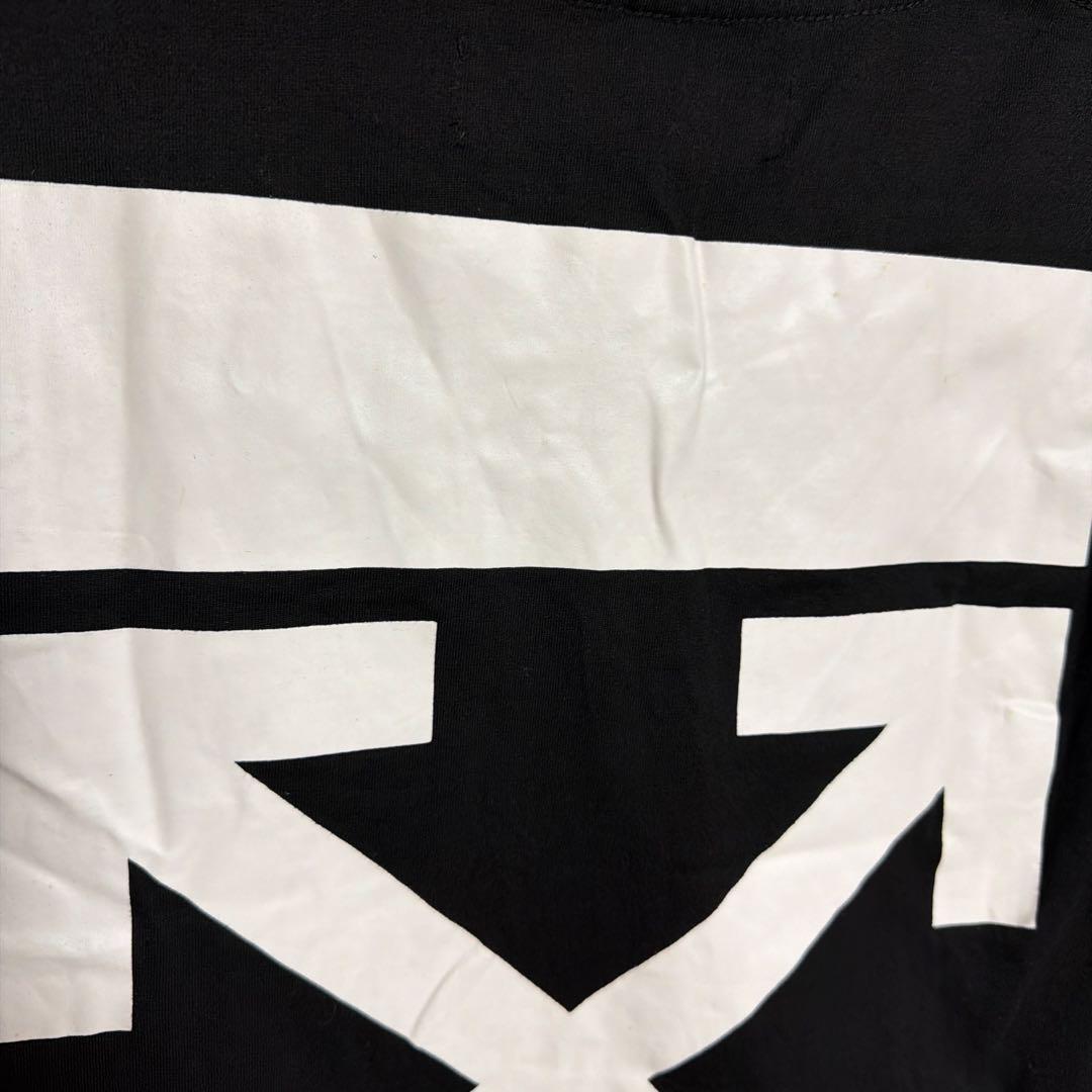 オフホワイト Tシャツ