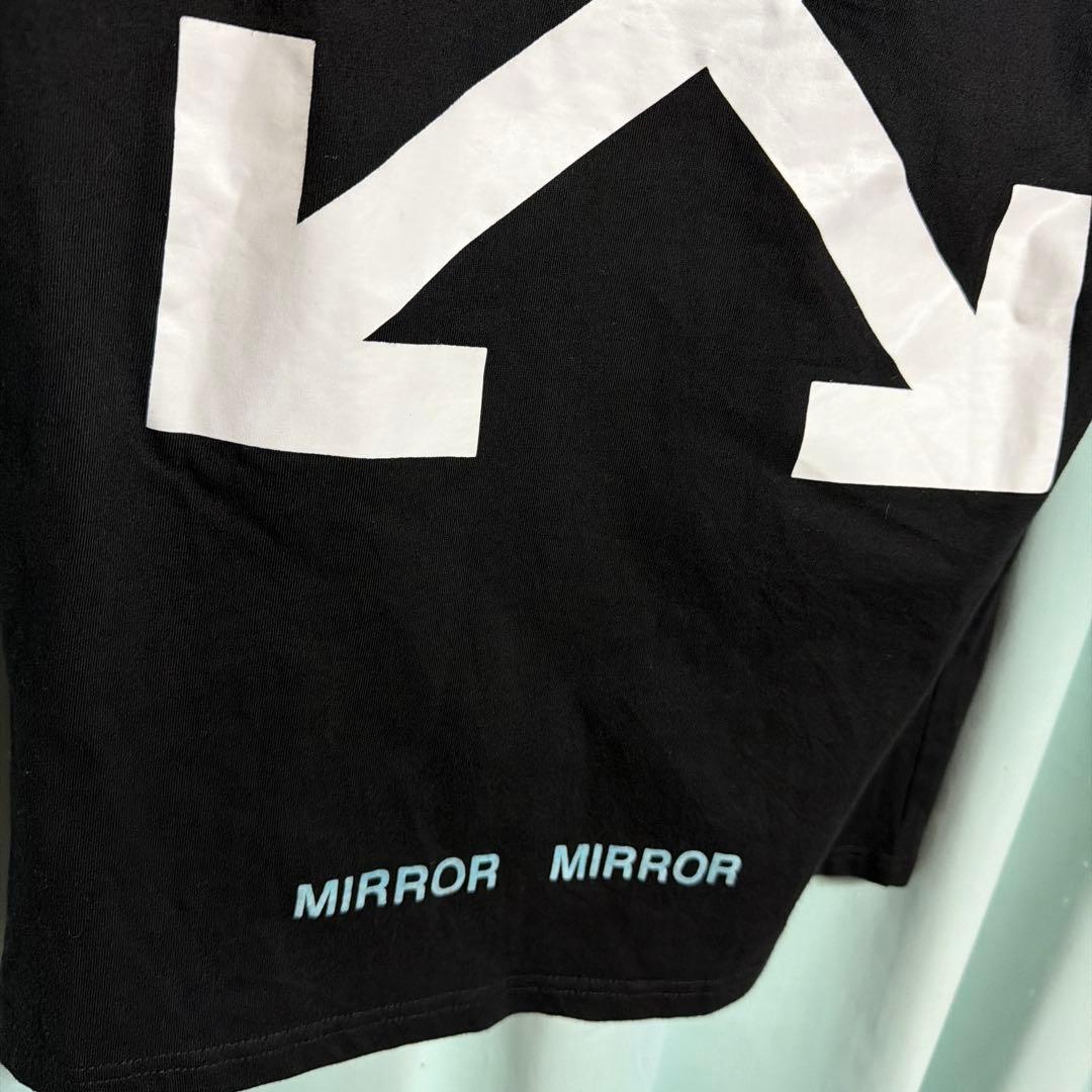 オフホワイト Tシャツ
