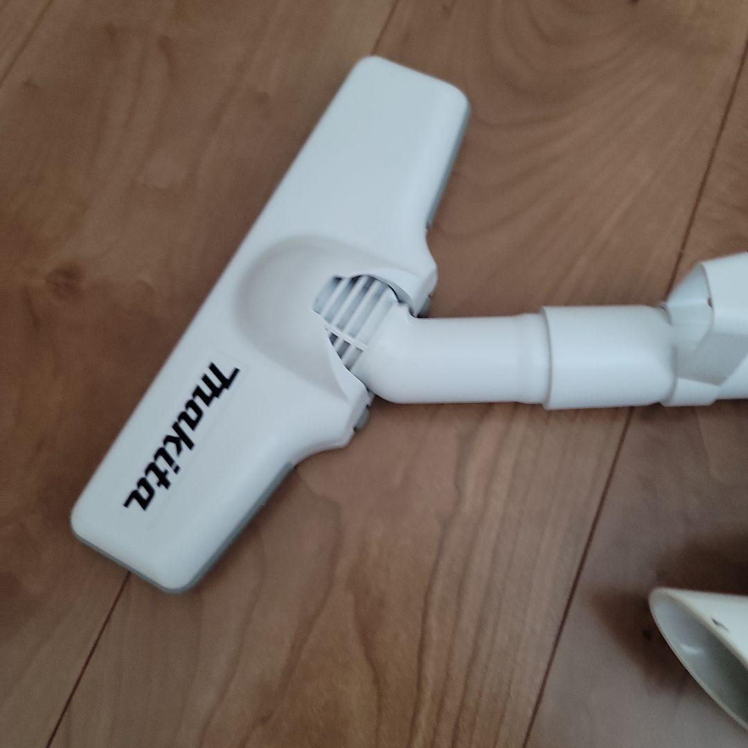 マキタ コードレス掃除機 makita CL107FD 充電器DC10SA付