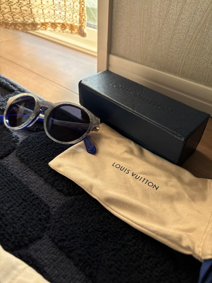 Louis Vuitton サングラス クリア/ブルー