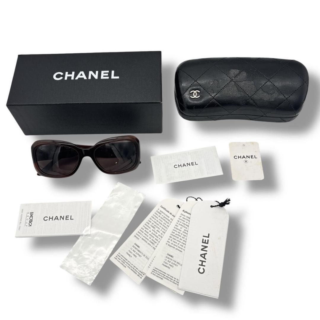 小物 CHANEL Coco Mark Matelasse Sunglasses