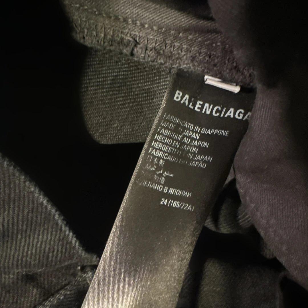 BALENCIAGA ブラック ストレートデニム