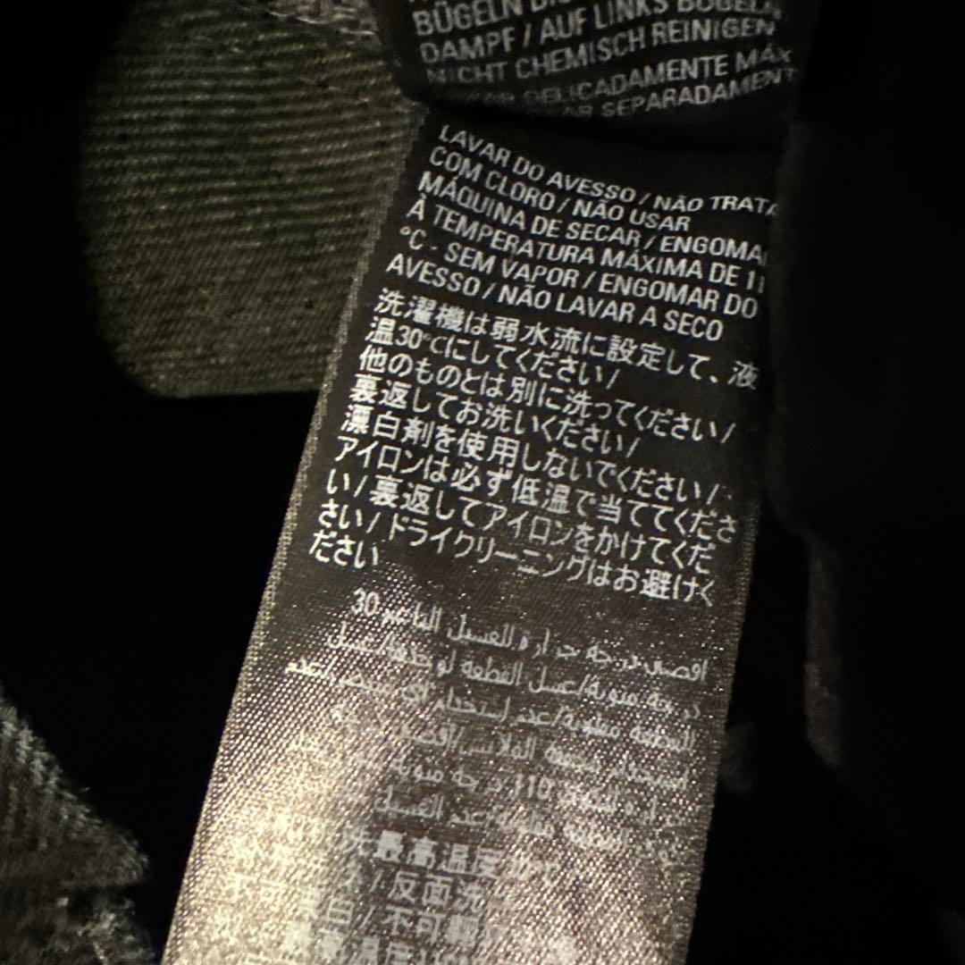 BALENCIAGA ブラック ストレートデニム