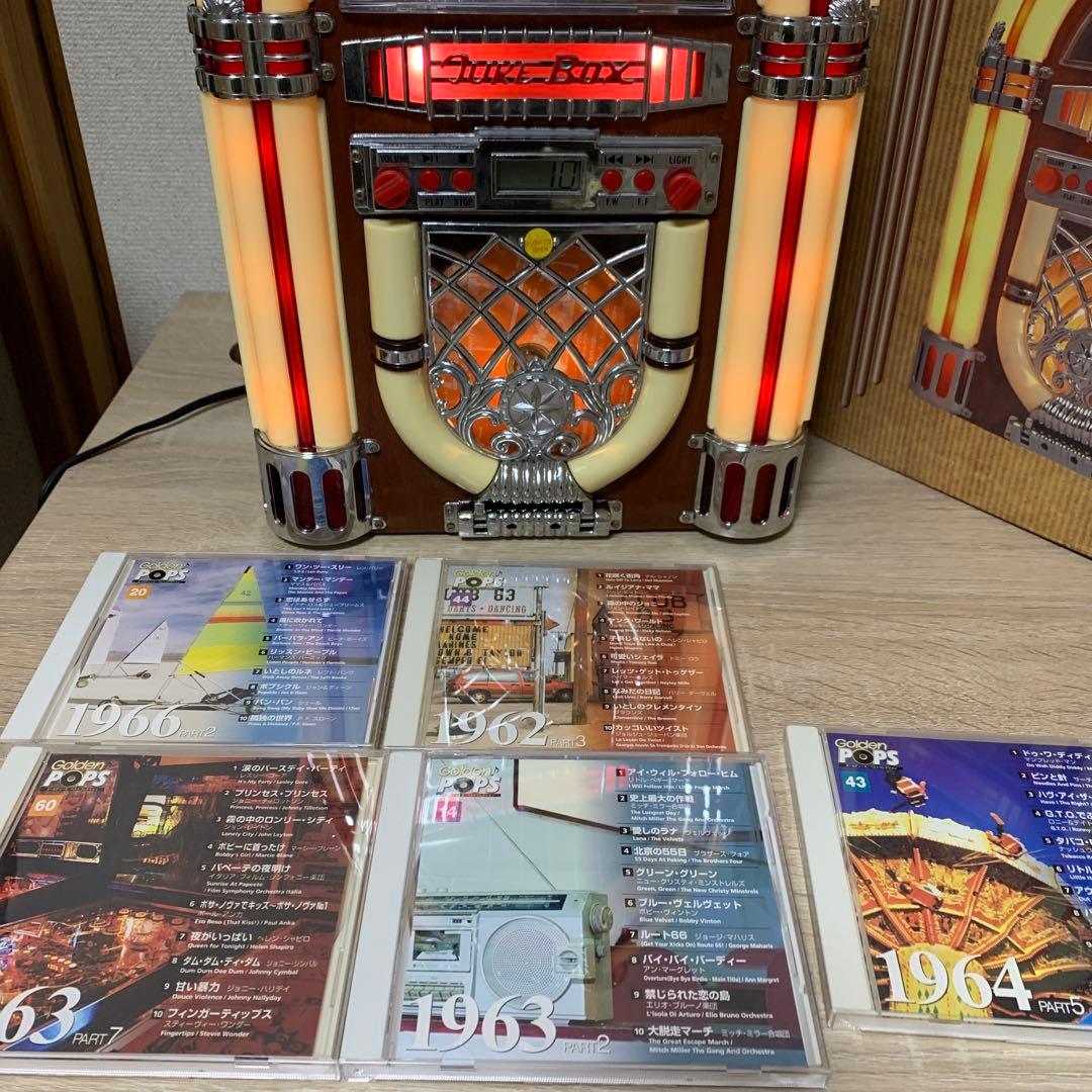 希少 レトロ調ジュークボックス型(LEDライト付きCDプレイヤー)中古美品
