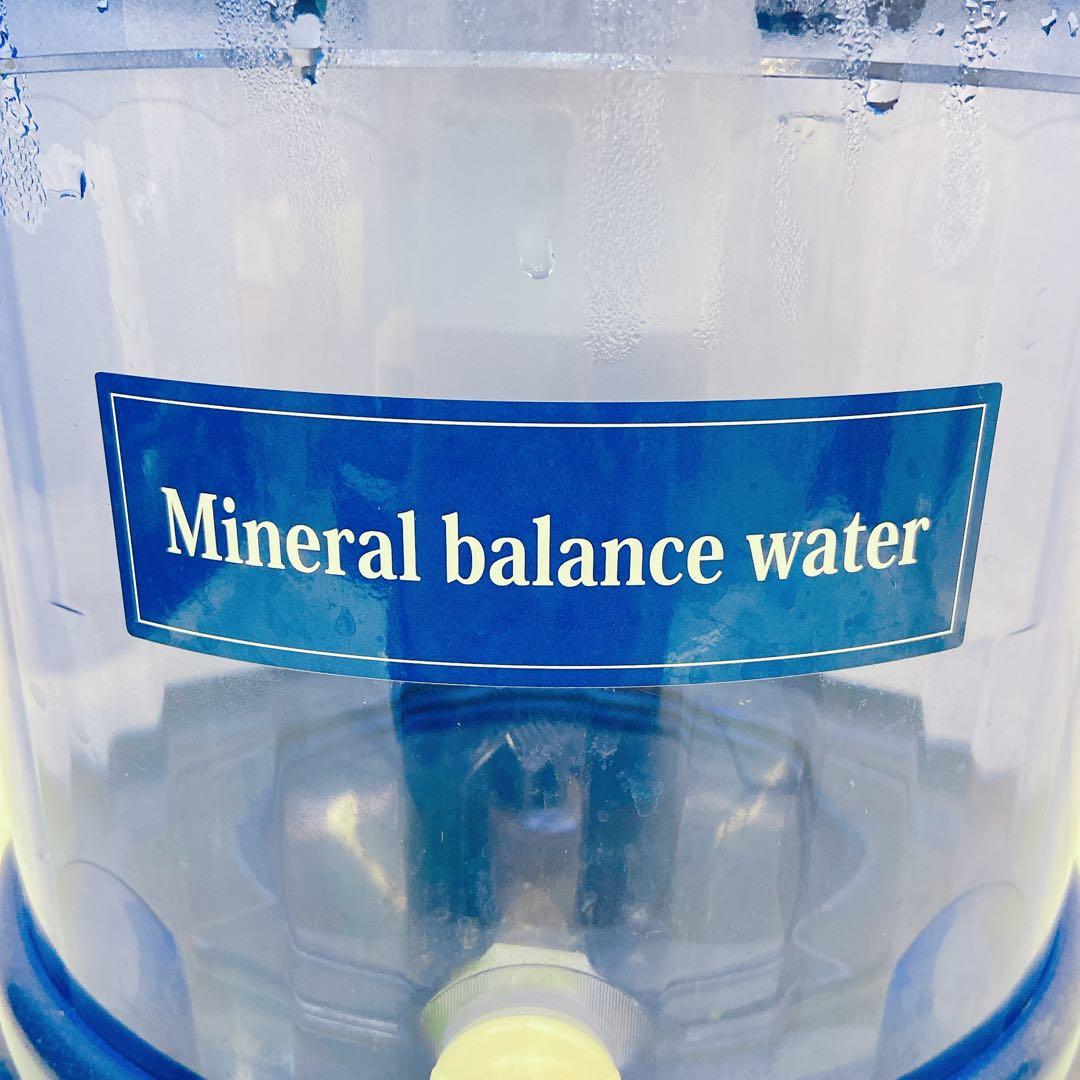 4HM13 Mineral balance water ぽたぽたクラブ サーバー