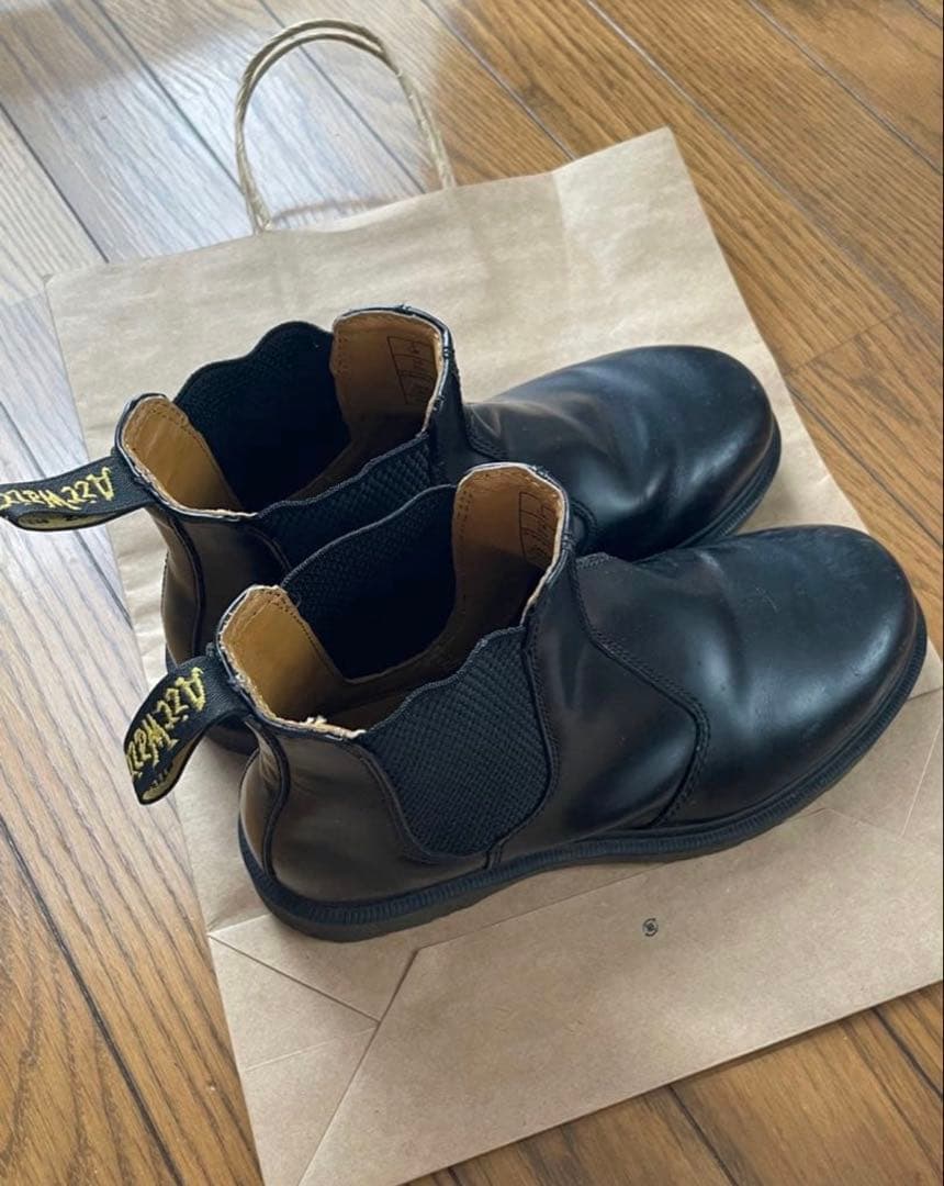mogmog  Dr.MartensチェルシーブーツブラックUK5