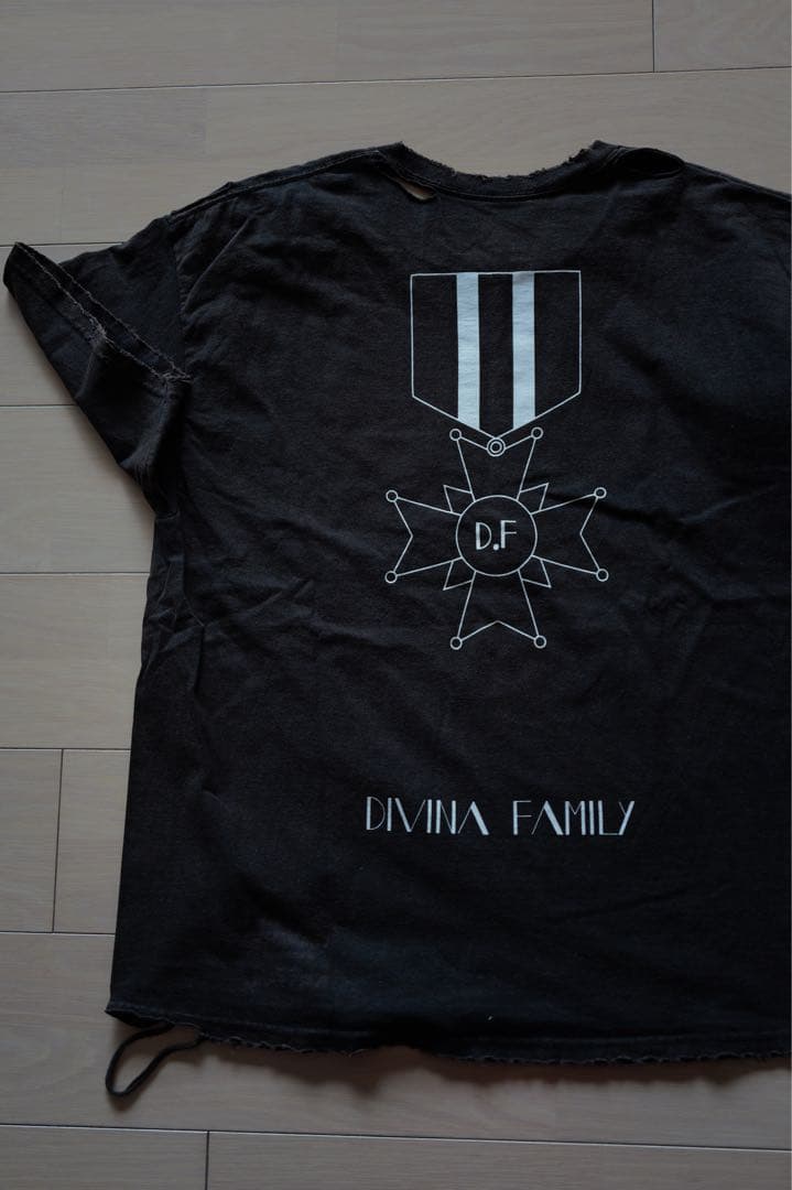 ANCELLM Tシャツ