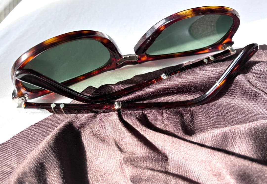 Persol ペルソール 折り畳み　サングラス イタリア製　714