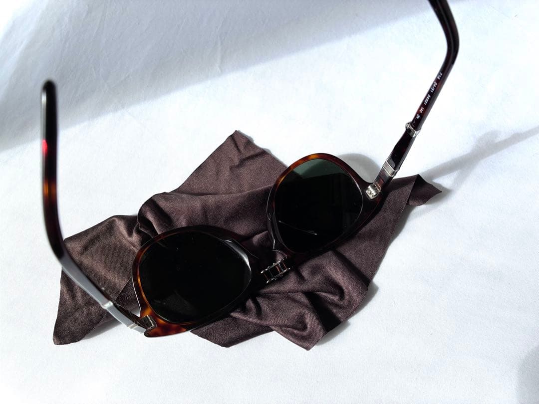 Persol ペルソール 折り畳み　サングラス イタリア製　714