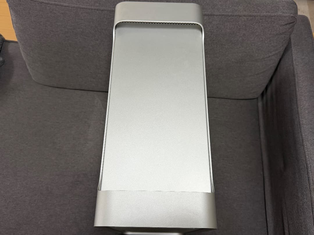 Mac Pro 2009　(5.1アップグレード済） RX580搭載
