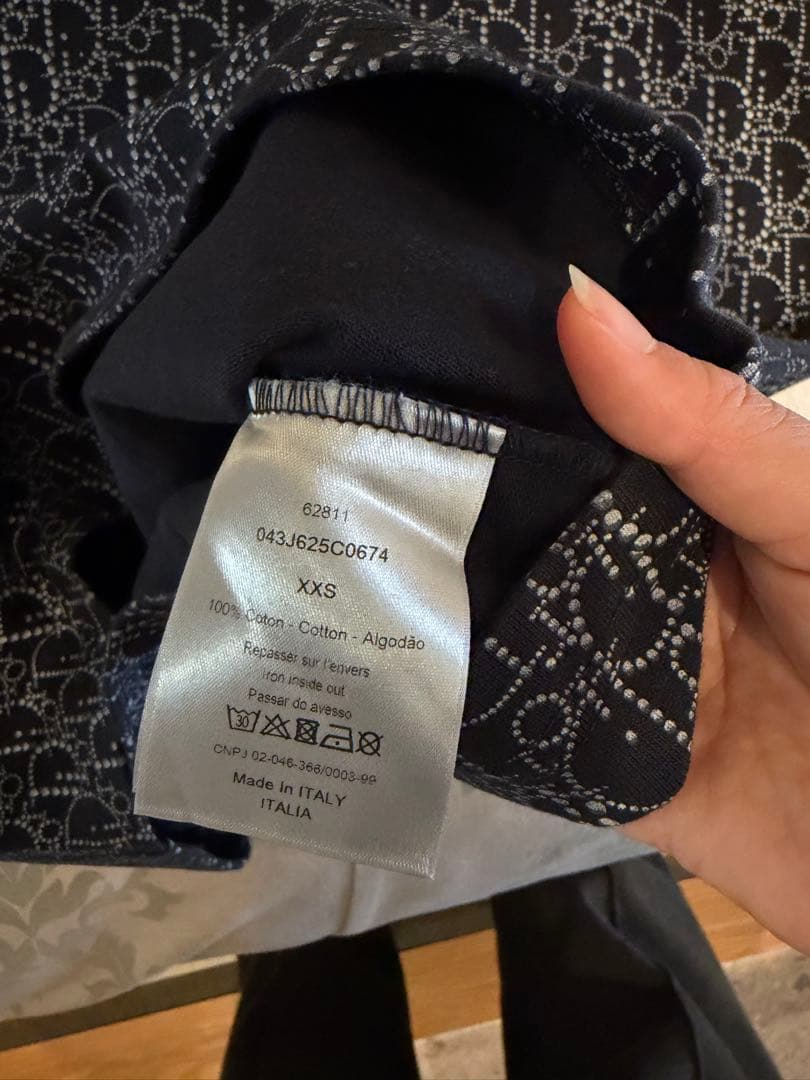 <未使用・激安出品>DIOR ネイビー Tシャツ XXS