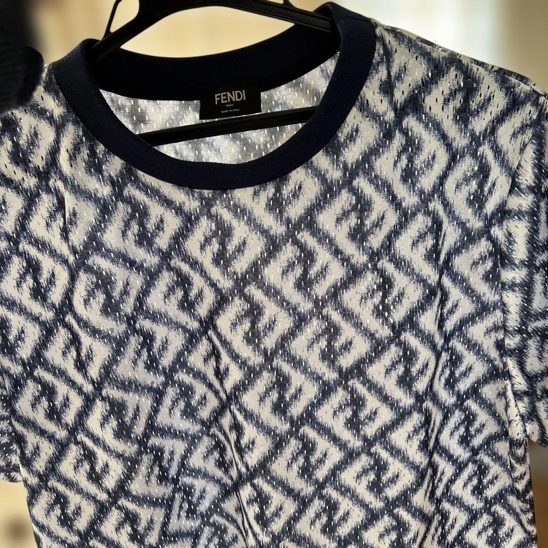 おひFENDI FFロゴTシャツ メッシュ　L