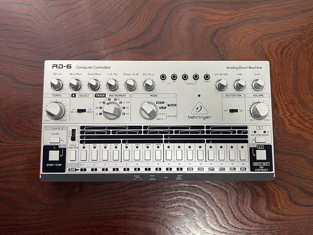 Behringer RD-6 アナログドラムマシン