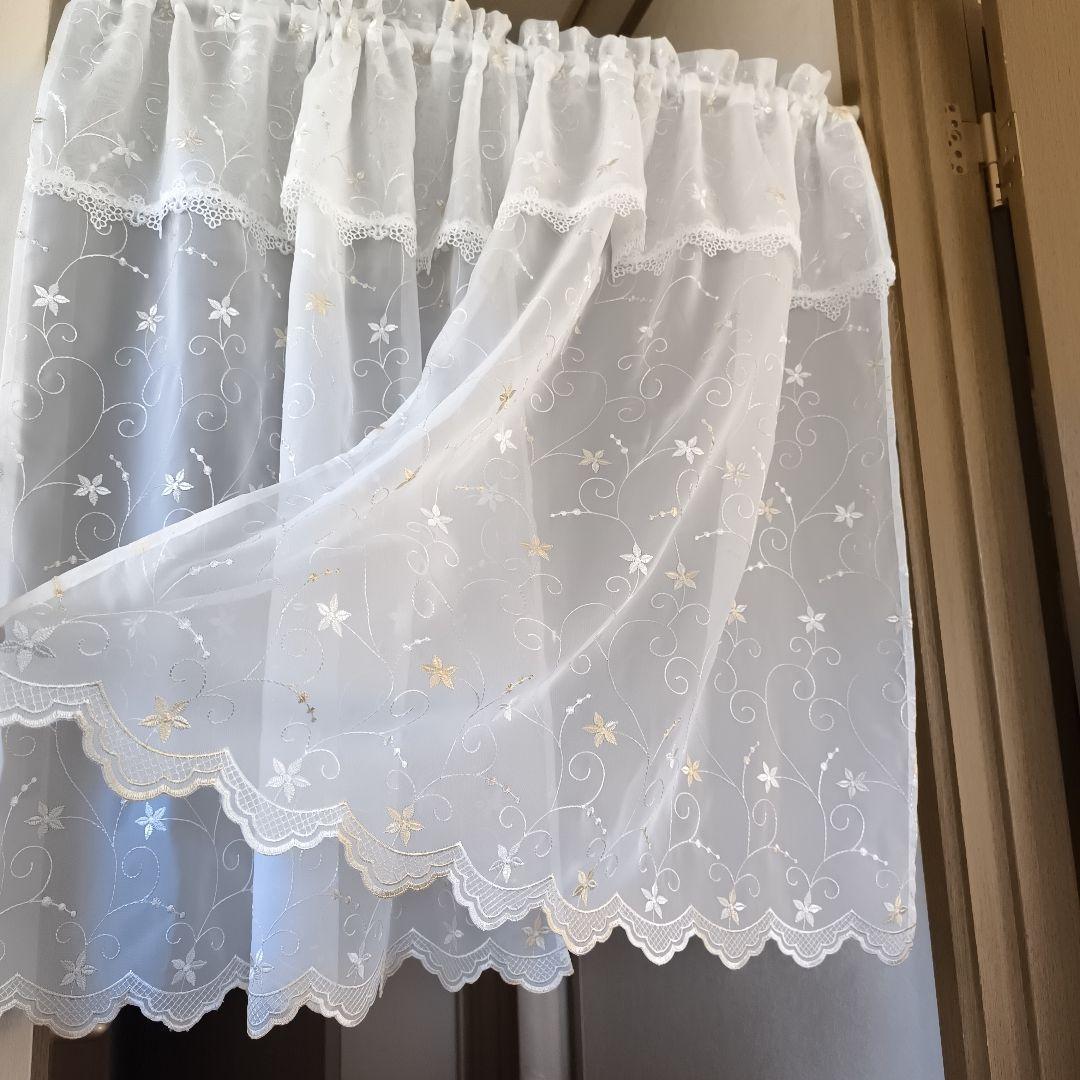 カフェカーテン【gëm様オーダー品　花柄刺繍トルコレースダブルデザイン　】