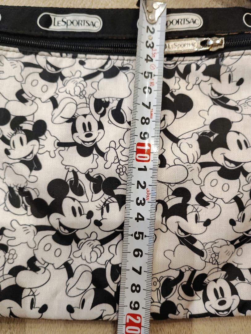 LeSportsac ミッキーマウスプリントショルダーバッグ