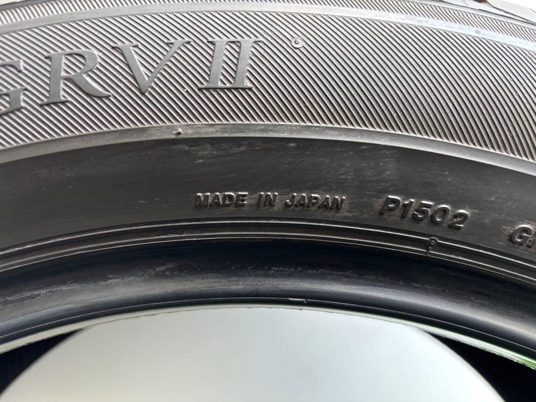 【国産バリ溝・送料無料‼️】225/55R18 ブリヂストンREGNO GRVⅡ