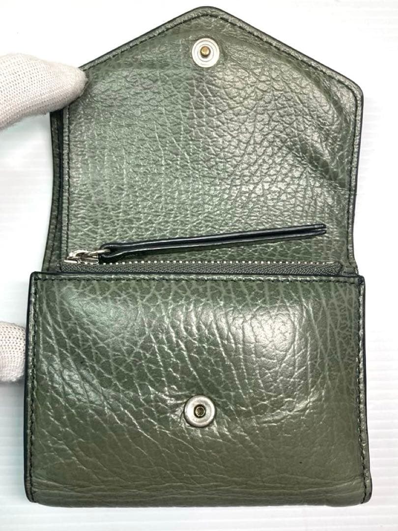 メゾン　マルジェラ　4ステッチ　レザー　三つ折り財布　グリーン系
