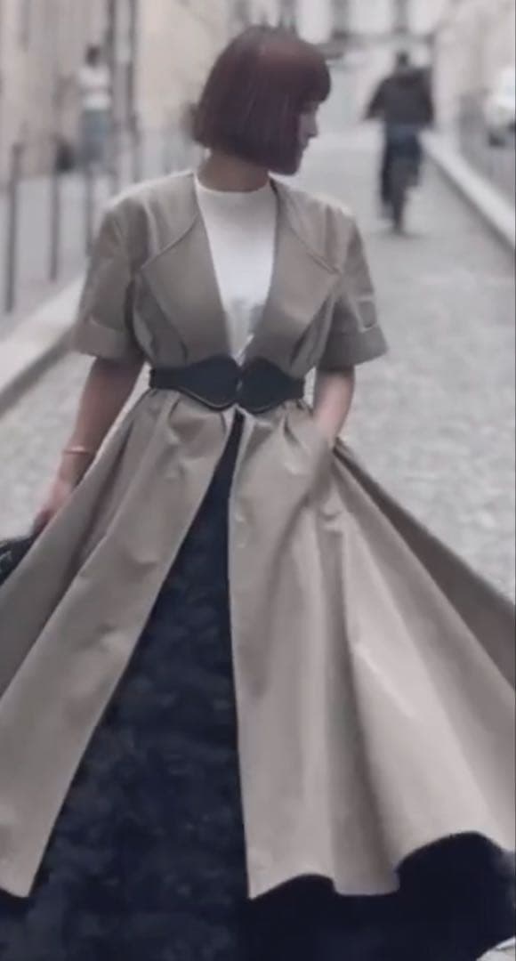 る*ん様 【美品】cygne シーニュ 半袖トレンチワンピース