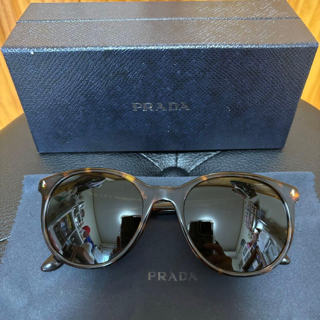 PRADA プラダ　サングラス　 OPR067SF