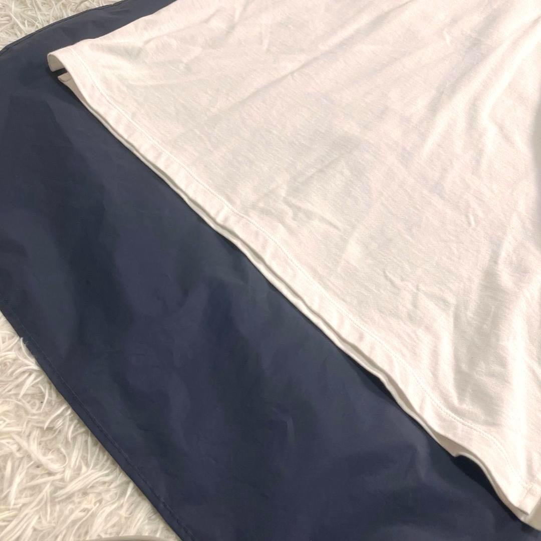美品✨VALENTINO ピラミッドスタッズ付き 白Tシャツ カットソー