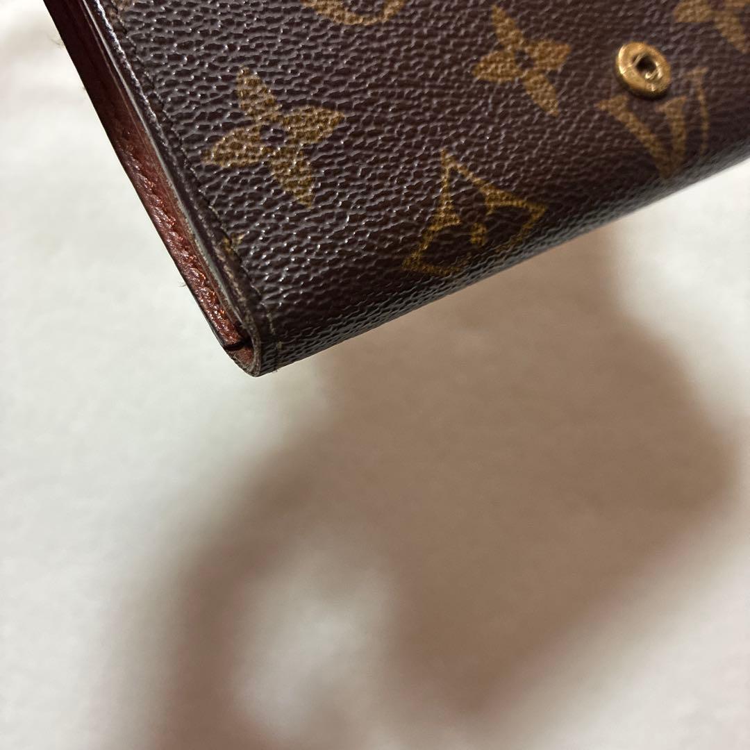 ルイヴィトン　LOUIS VUITTON 二つ折り財布　モノグラム