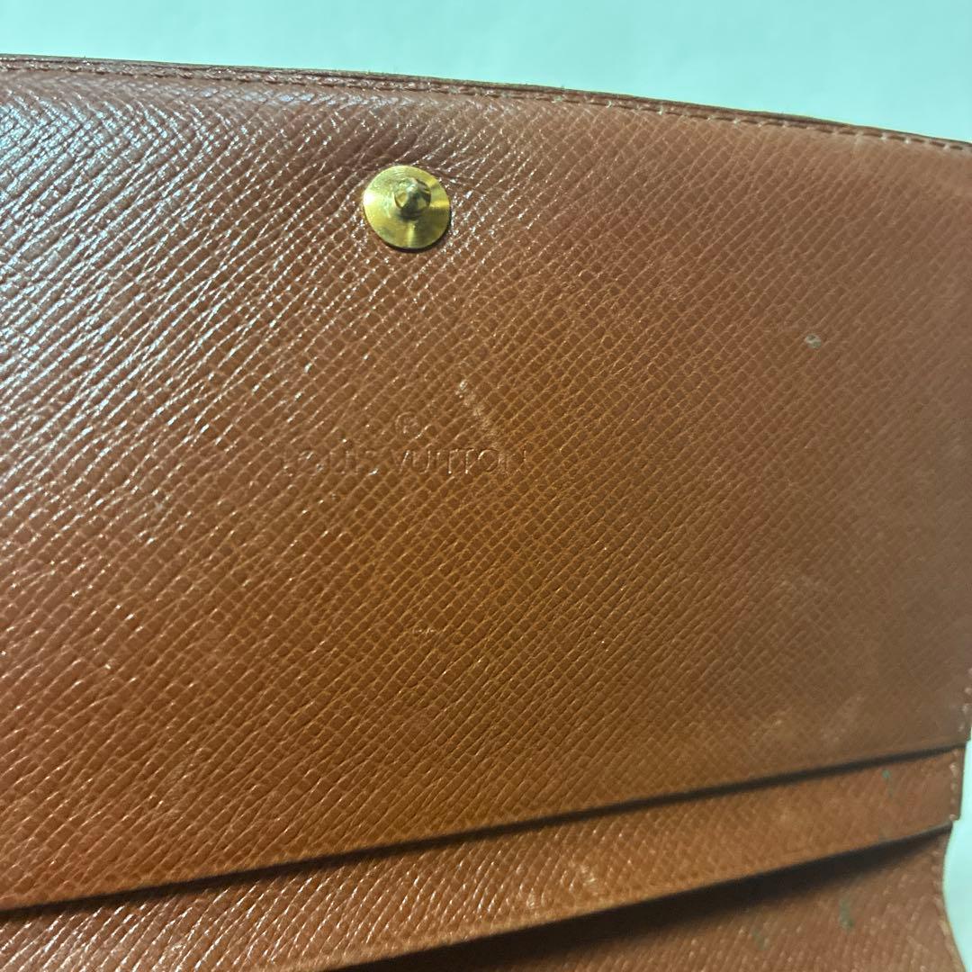 ルイヴィトン　LOUIS VUITTON 二つ折り財布　モノグラム