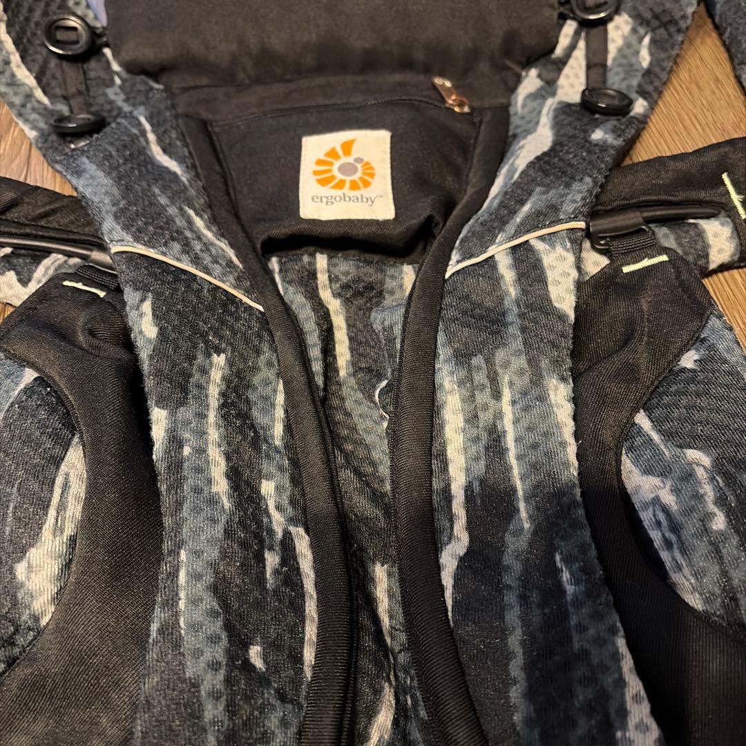 Ergobaby Omni Breeze 抱っこ紐