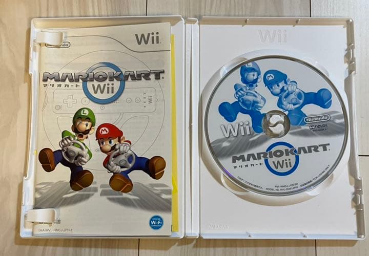 動作確認済　Nintendo Wii RVL-S-WD本体とソフト3本セット