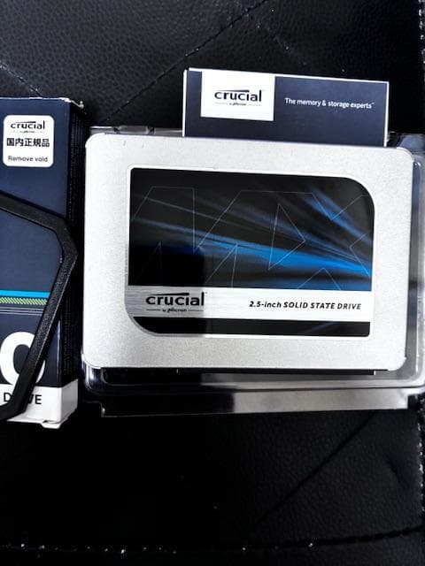 使用時間少なめcrucial MX500 1000GB 2.5インチSSD
