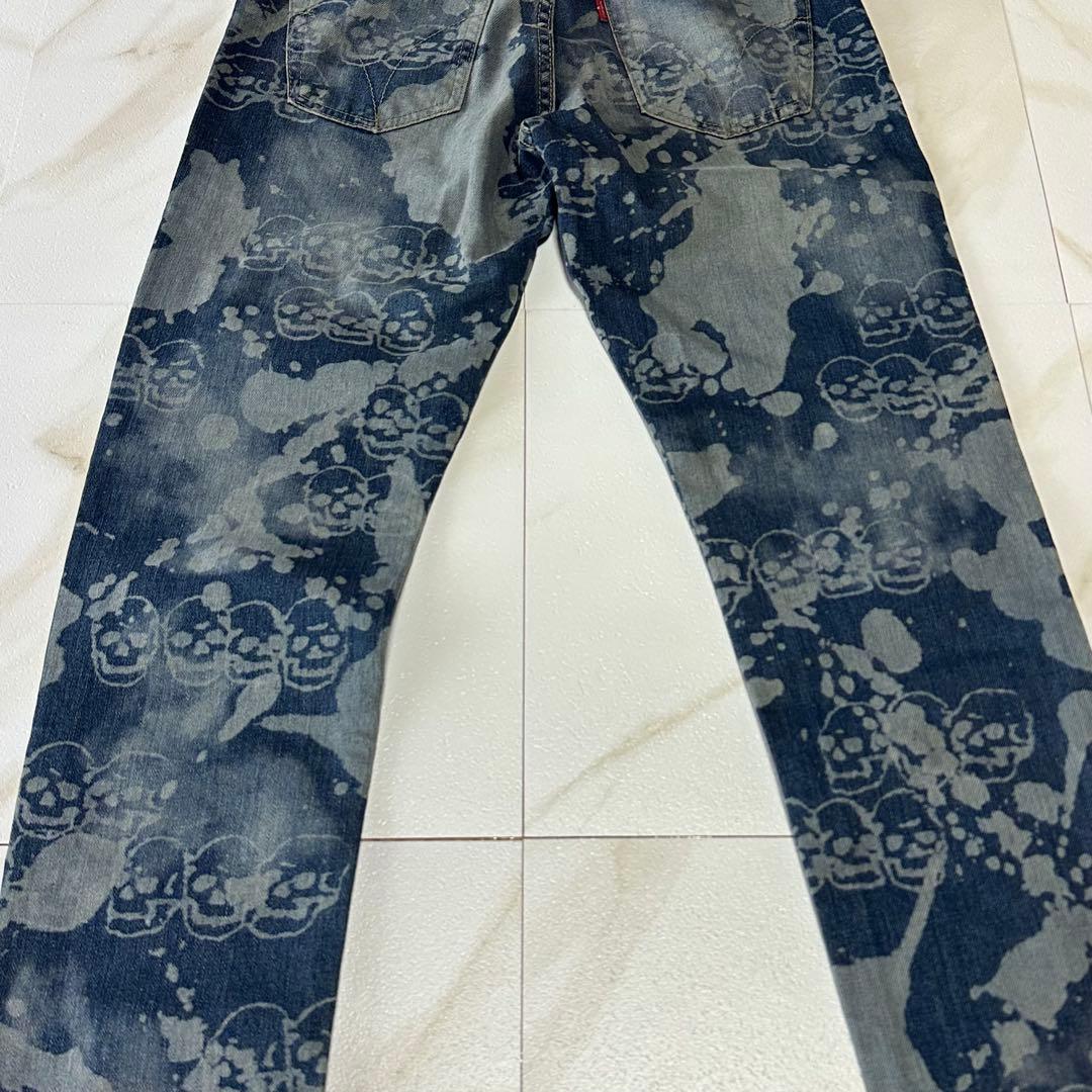 ヒステリックグラマー DROPPING&SKULL柄スリムストレートデニムパンツ