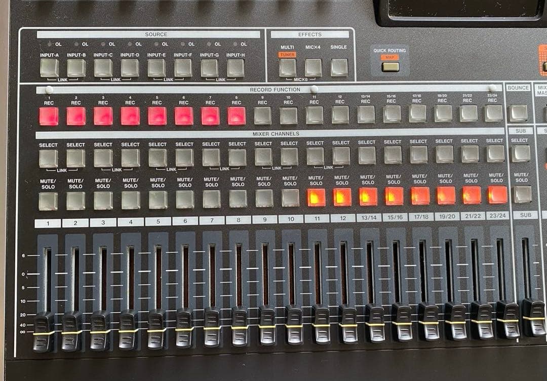 TASCAM　2488neo マルチトラックレコーダー 故障品