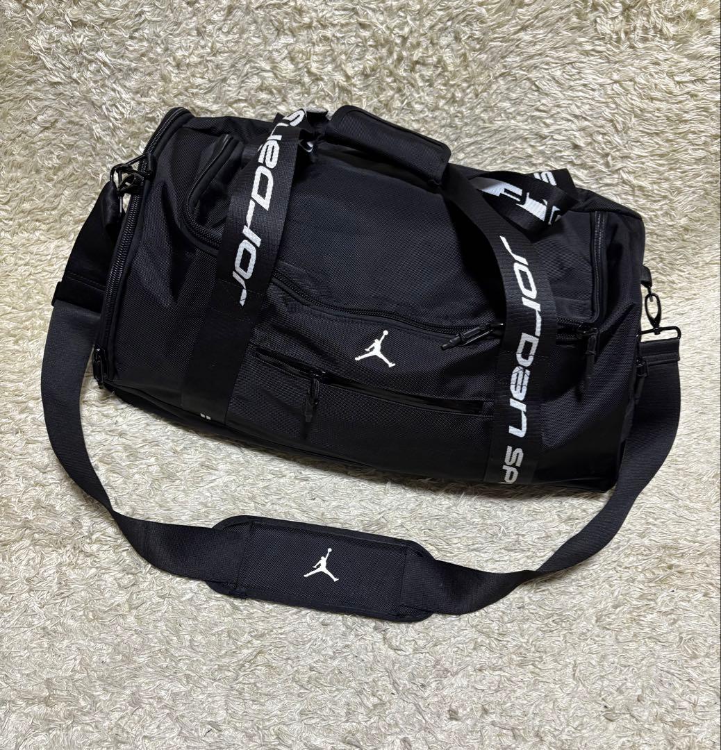 美品✨　JORDAN ジョーダン　ボストン　ダッフルバッグ 大容量 【完売品】